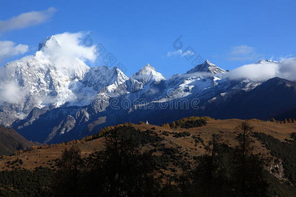 四姑娘山