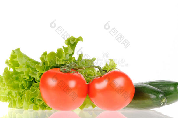 绿色沙拉，西红柿和黄<strong>瓜分</strong>离