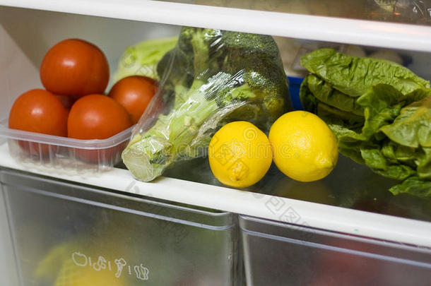 冰箱里的<strong>蔬菜</strong>。