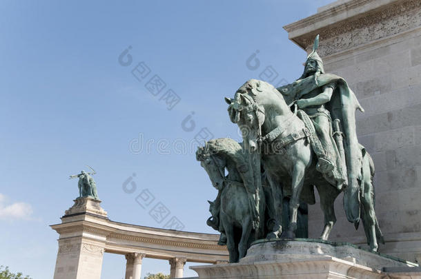 布达佩斯英雄广场上的匈牙利国王