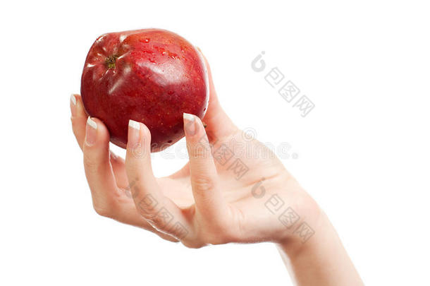 女人手里拿着一个<strong>红</strong>苹果</strong>