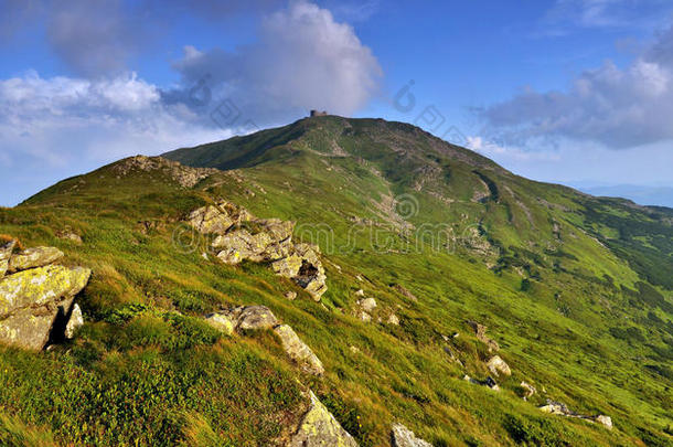 喀尔巴阡山废弃基地