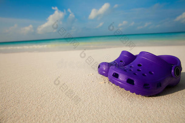 沙滩童鞋