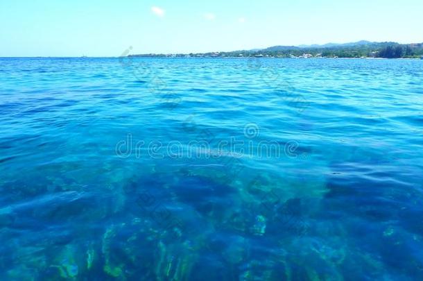 蓝色水面特写，加勒比海