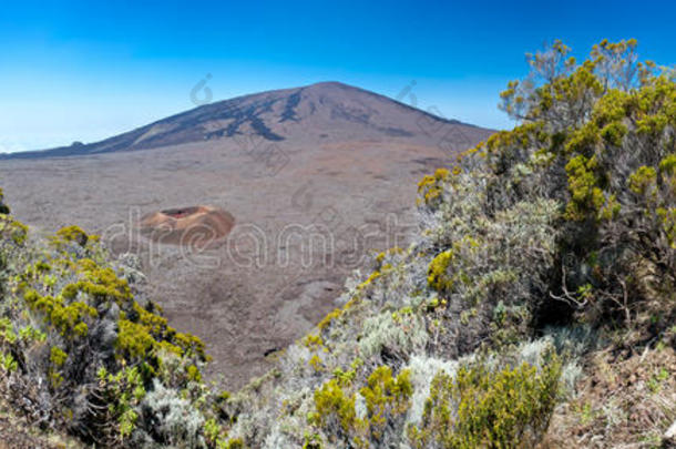 福奈斯皮顿火山