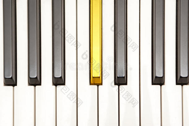 金钥匙<strong>钢琴</strong>