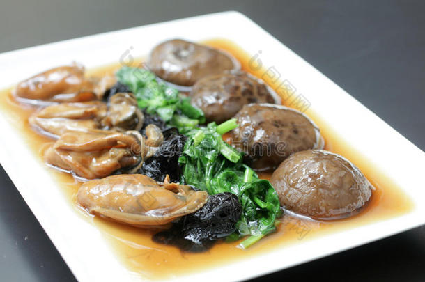 中国节日食用菌美食