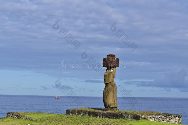 moai-<strong>整体</strong>式人类雕像（智利）