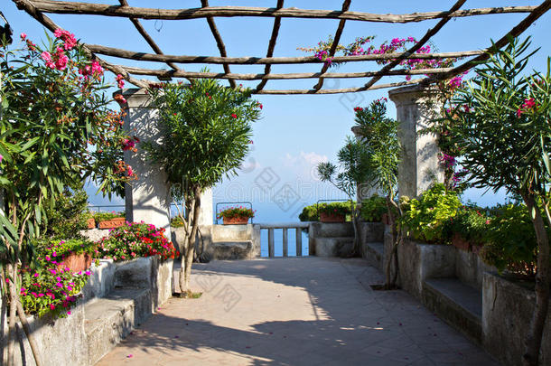 拉韦洛别墅的地中海花园