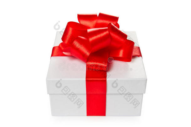 白色礼品盒，红色缎带蝴蝶结