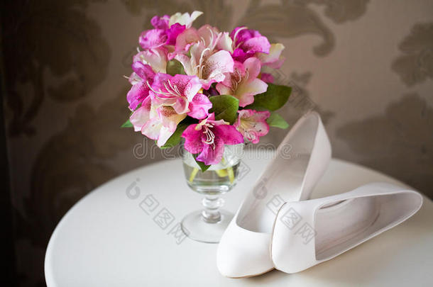 结婚花和结婚鞋
