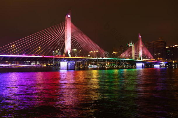 海因沙大桥之夜