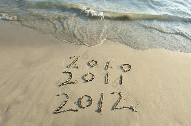 2012年<strong>新年贺词</strong>在沙滩上