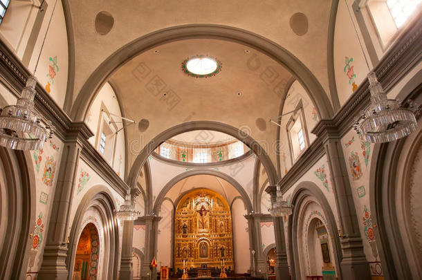 圣胡安卡皮斯特拉诺大教堂