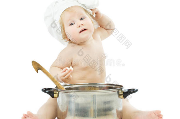 带大锅厨师帽的婴儿厨师