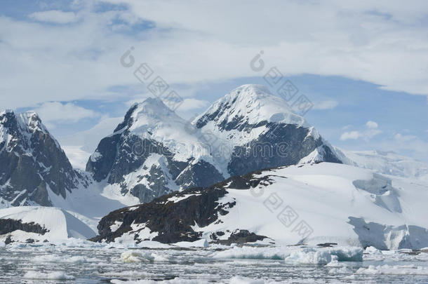 南极山脉-3。