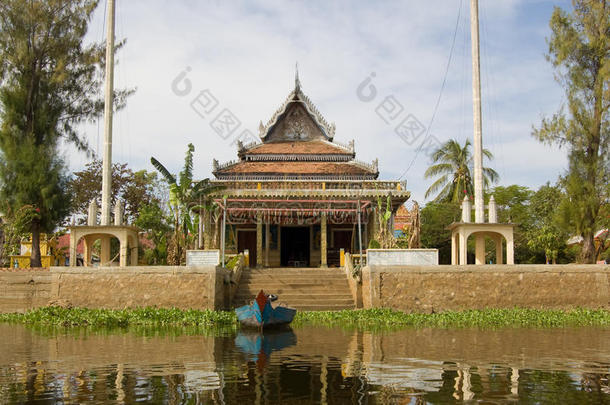 柬埔寨，磅礴省，佛教寺院