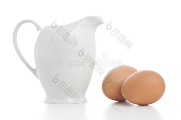 鸡蛋牛奶罐