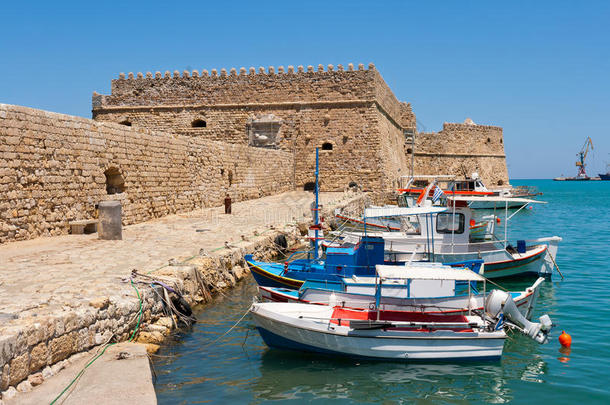 赫拉克利翁港和城堡。希腊克里特岛