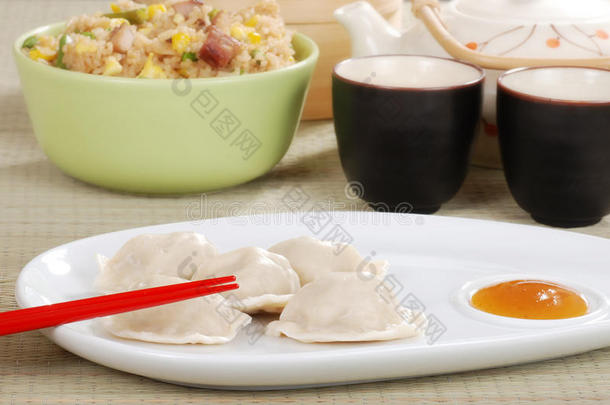 梅汁筷子饺子
