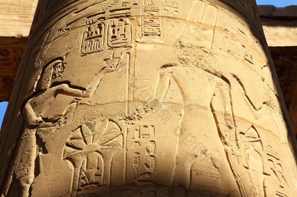 古埃及图像和象形文字柱