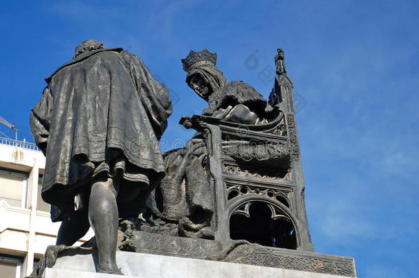 格拉纳达女王伊莎贝拉和哥伦布纪念碑
