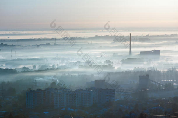 早安利沃夫市郊（乌克兰）景观