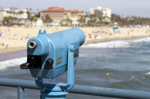 海滩望远镜观众自动售货机