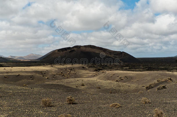 兰扎罗特火山山脉和火山口