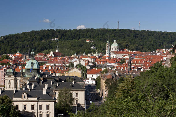 布拉格-小城镇和佩特林山