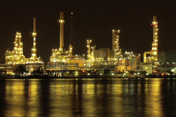 泰国炼油厂夜景