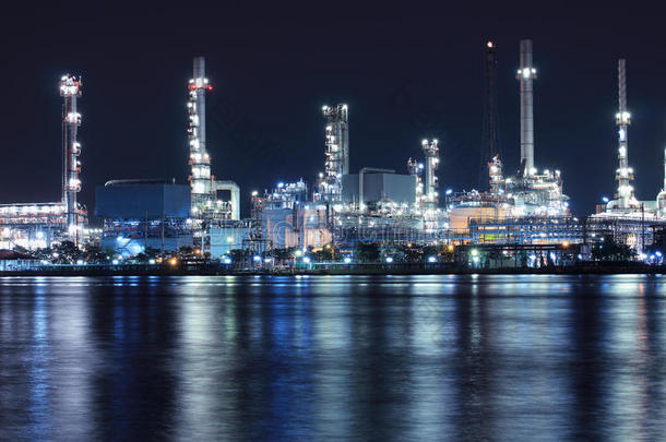 泰国炼油厂夜景