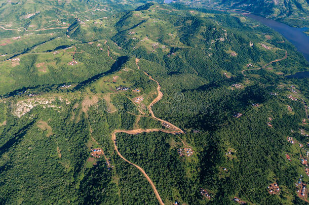 空气山山谷土路