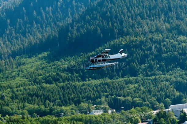 阿拉斯加的小型水上飞机