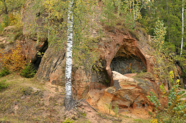 砂岩洞穴