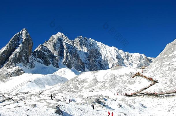 玉龙雪山