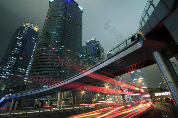 上海城市夜间交通与夜间天际线
