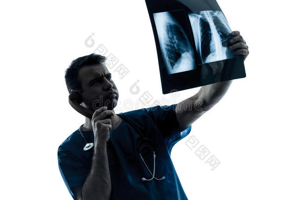 医生外科医生放射科医生电话检查x光片