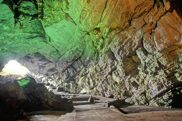cacahuamilpa洞穴