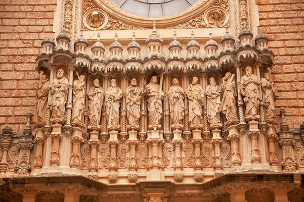 西班牙蒙特塞拉特修道院基督门徒雕像