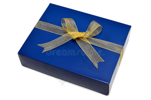 带金色丝带和蝴蝶结的蓝色礼品盒