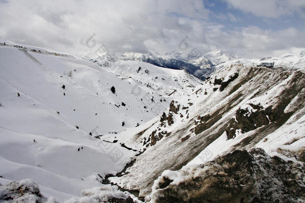 雪山景观