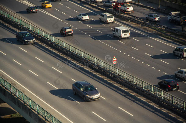 土耳其伊斯坦布尔<strong>双向</strong>公路交通