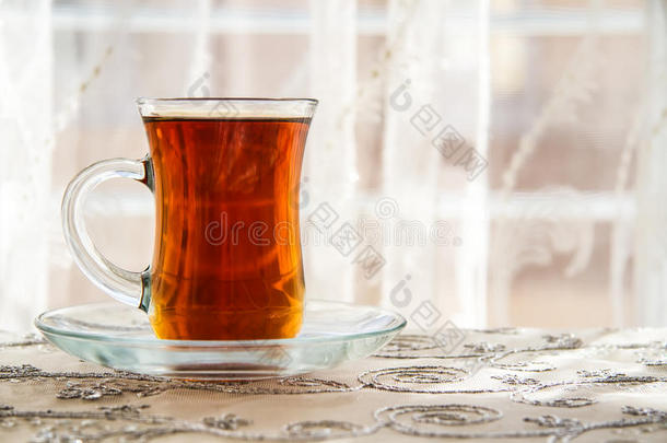传统土耳其杯茶