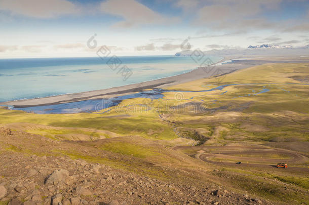 冰岛赫拉德桑杜尔海岸鸟瞰图。
