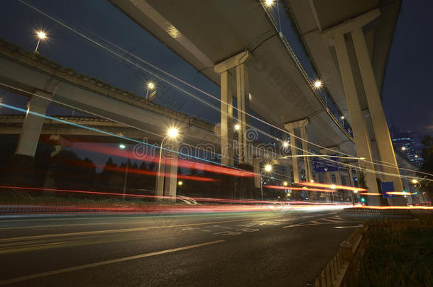 上海高速城市高架桥夜间施工背景