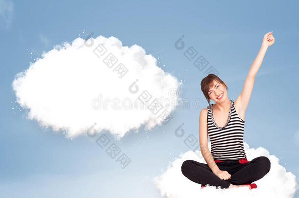 坐在<strong>云端</strong>的少女用复制空间思考抽象的言语泡沫