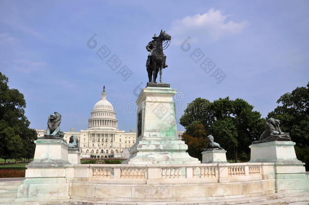 尤利西斯·s·格兰特纪念馆位于华盛顿特区国会大厦前