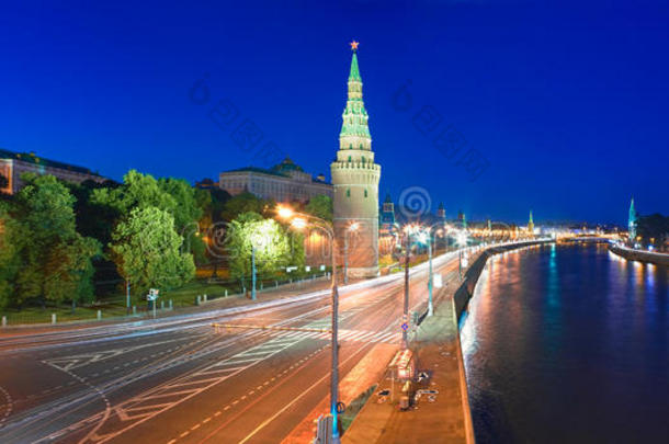 莫斯科<strong>克里姆林</strong>宫和<strong>克里姆林</strong>宫的堤防在夜间。