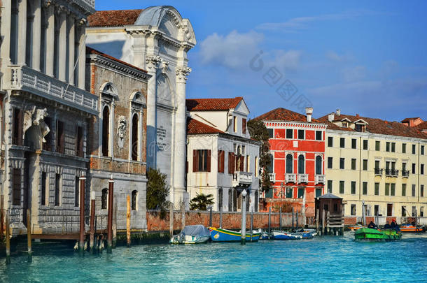 美丽的水路街-威尼斯大运河